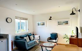 Furlong Cottage @ Higher Stancombe Farm